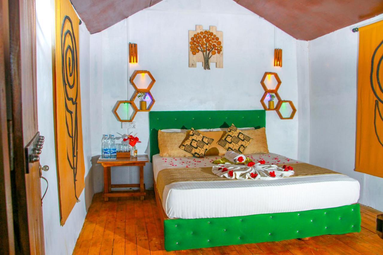 Experience The Comforts Of An Amazing Treehouse Sigiriya Exterior foto