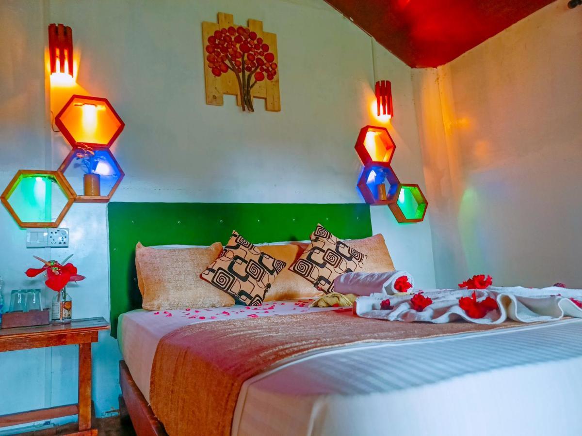 Experience The Comforts Of An Amazing Treehouse Sigiriya Exterior foto